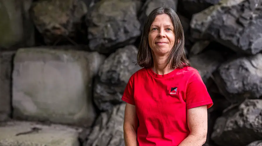 Dr Catherine Nicholson