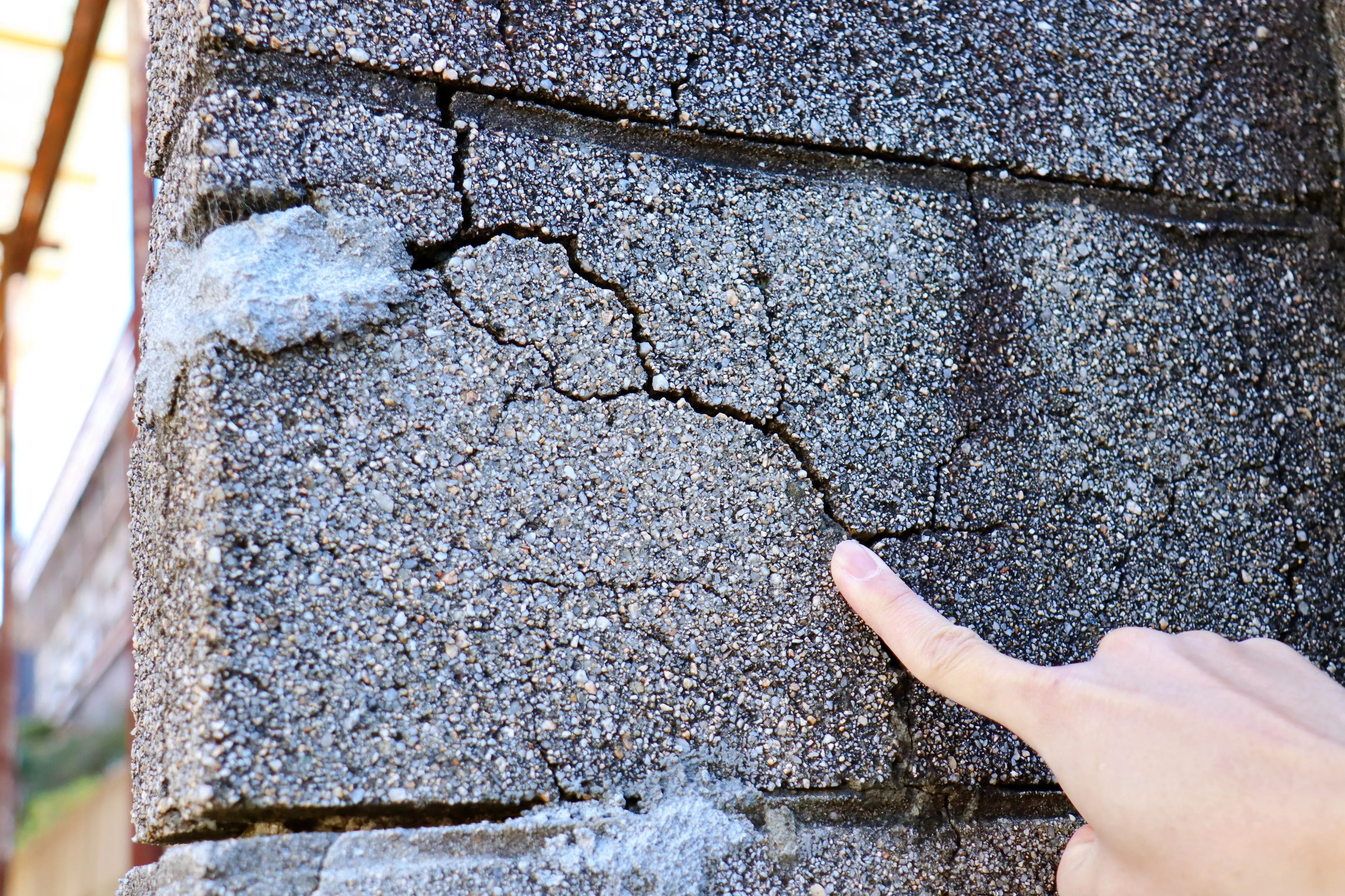 A risk-based approach to earthquake-prone buildings