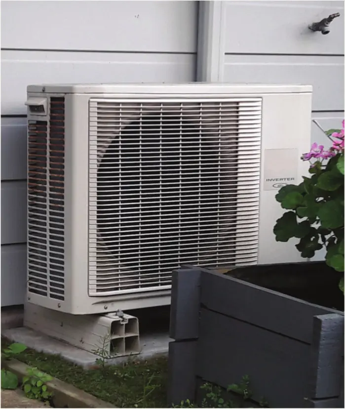 Reducing noise from heat pumps