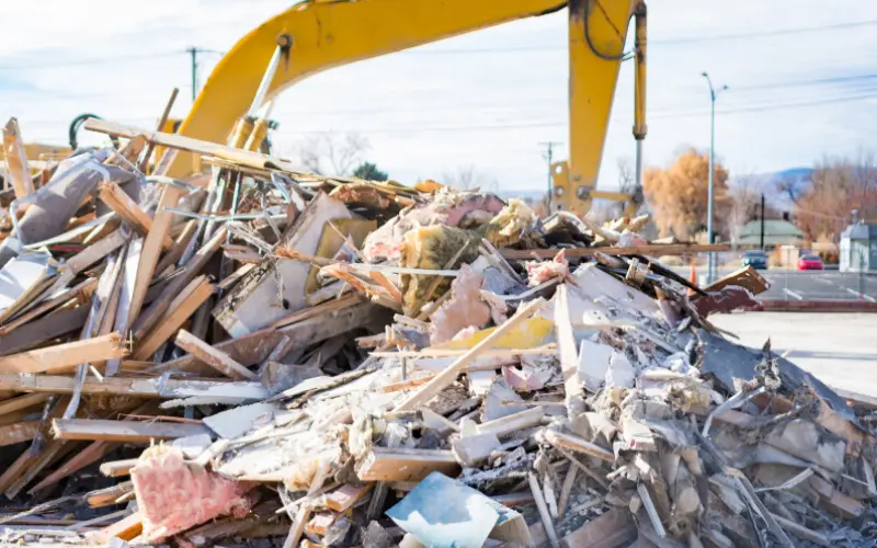 Waste in a low-carbon circular economy