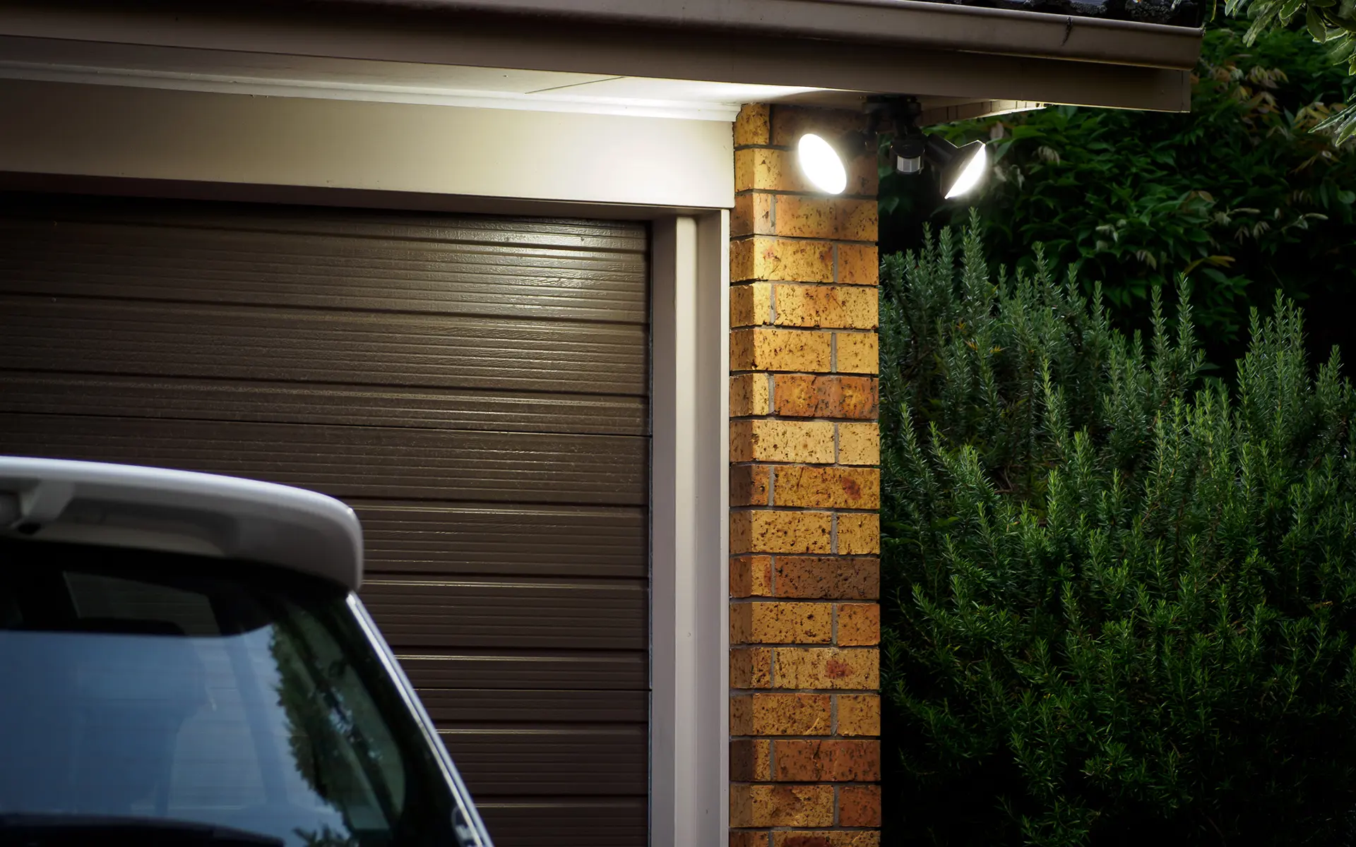Detailing garage door jambs
