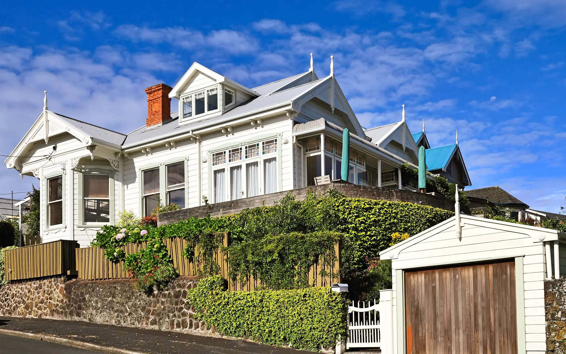 Air seals in exterior envelope penetrations