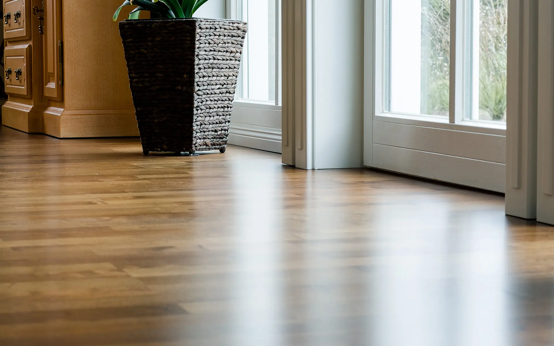 Solid floors and floor joists
