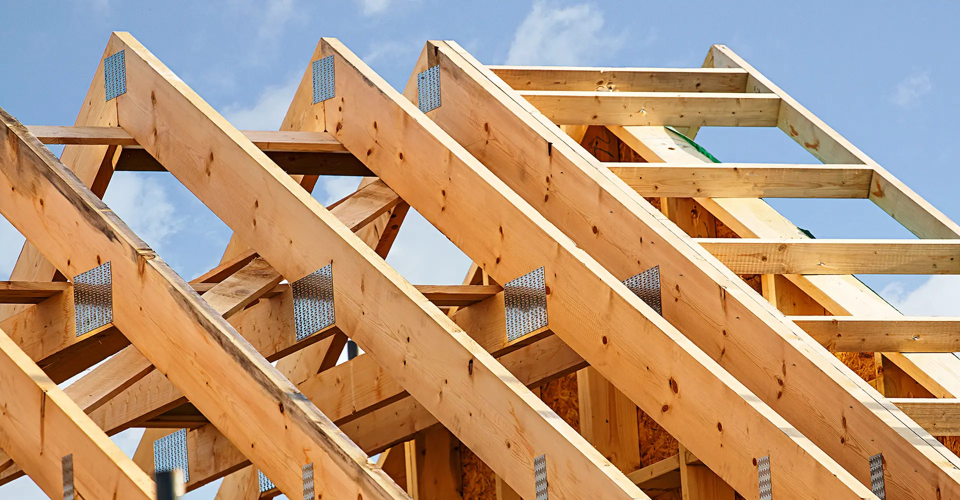 Constructing timber outriggers